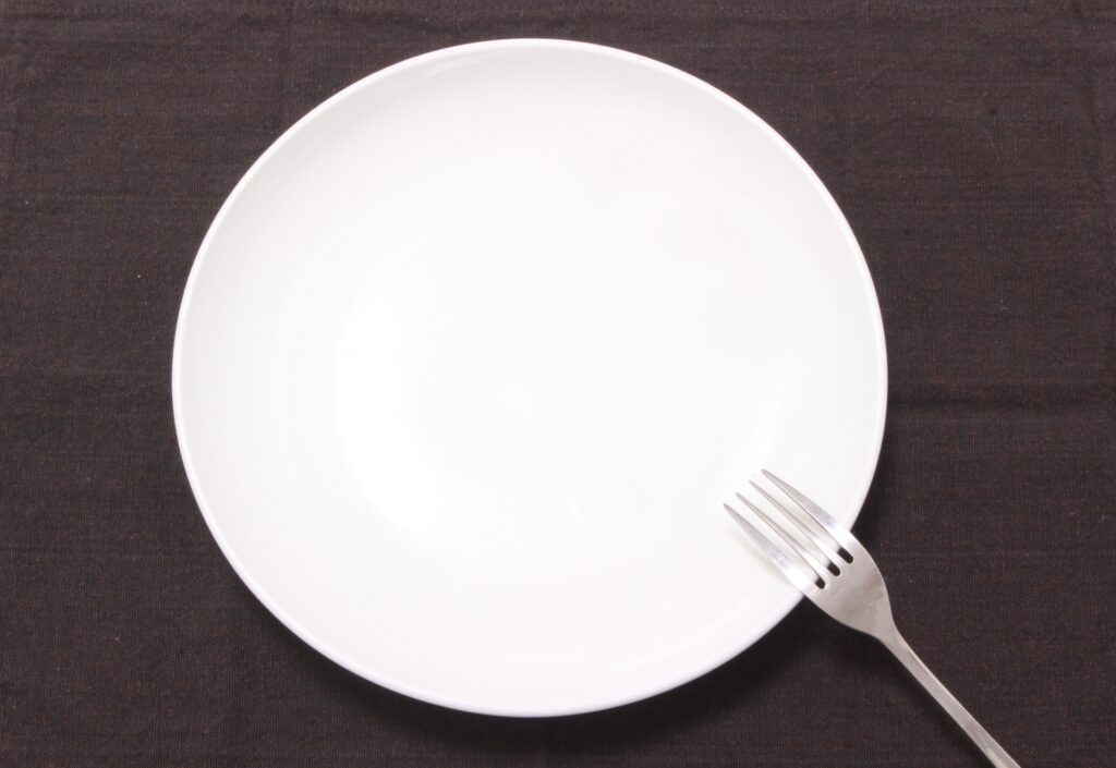 本気で痩せるなら食べないことが一番効果あり？